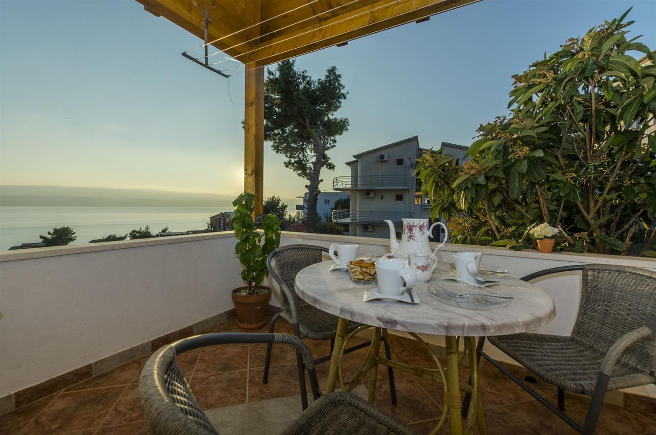 Apartments Bluesun Omiš Exterior foto